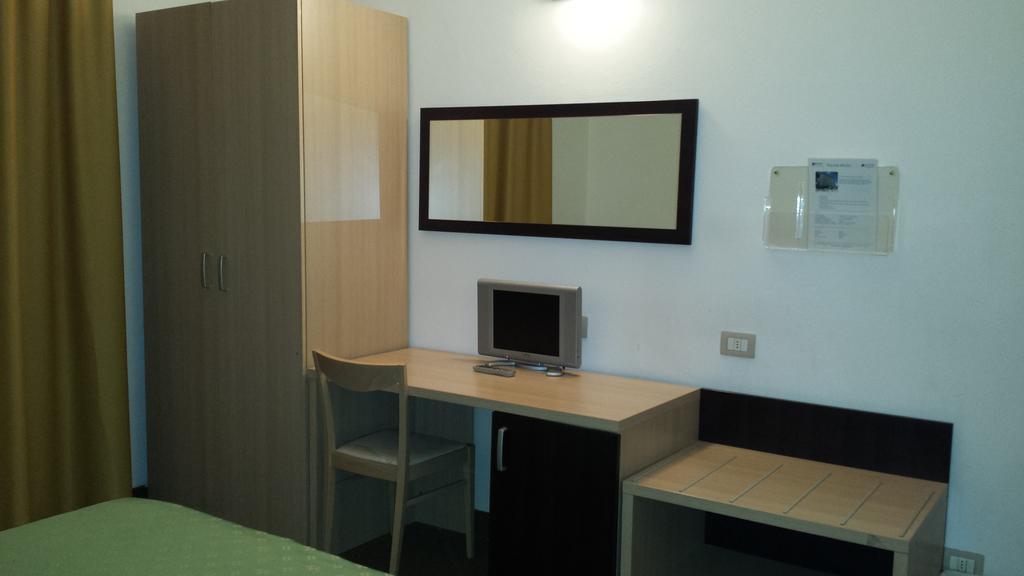 Hotel Palace Prato Room photo